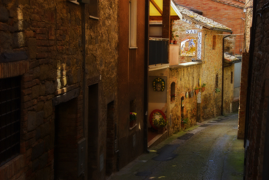 Todi Street Scene